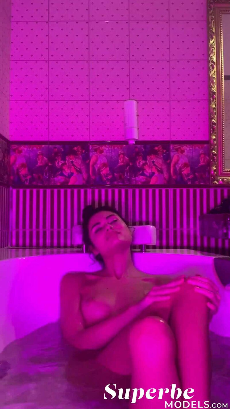 Лариса, 37 лет, 2 размер груди